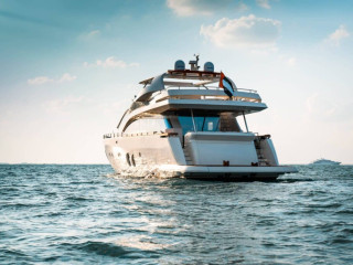 Empire Yacht: Dubai Luxury yacht Aicon 85Ft