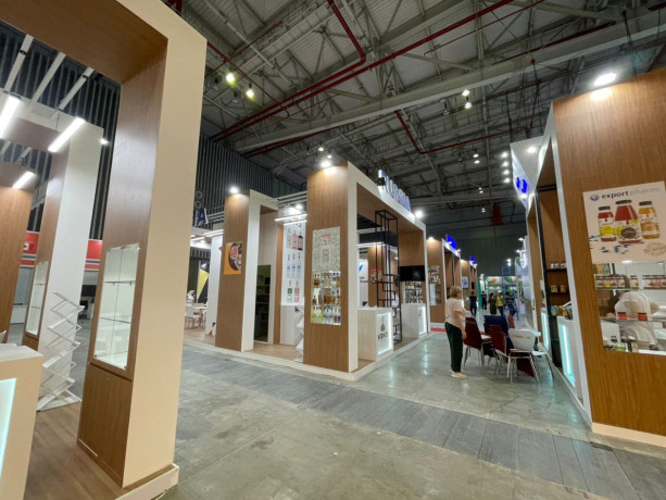 exhibition-stand-design-builder-for-brokersview-expo-abu-dhabi-2024-big-0