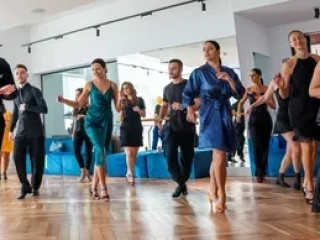 Transform Your Dance Step with Ballroom Dancing for Couples