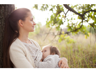 The Significance of Golden Hour Breastfeeding: A Comprehensive Guide