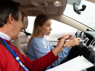 Accredited Driving School in St Marys Offers Cheap Driving Lessons