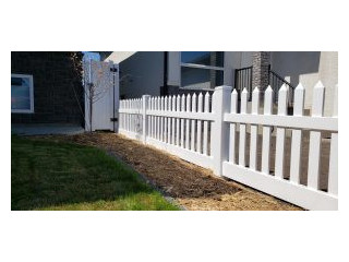 Fence Panels Canada: Transform Your Property with Oasis Outdoor Products