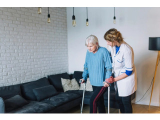 Toronto Live-in Caregivers Provide Quality Care