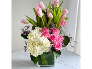 Online Flowers Delivery in Kolkata from OyeGifts with Best Offer