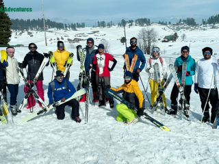 Exploring the Majestic Slopes of Gulmarg: A Skier's Paradise