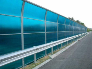 Polycarbonate Noise Barriers: Enhancing Sound Control and Durability