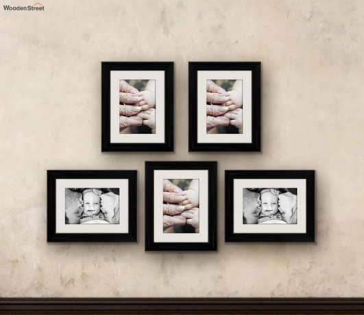 decorate-your-walls-with-elegant-photo-frames-big-1