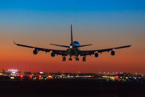 frontier-airlines-clt-terminal-big-0