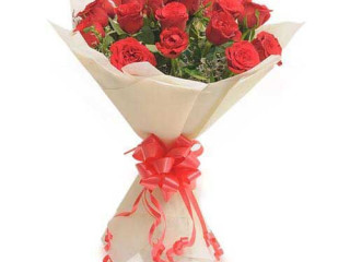 Send Flowers to Mohali from OyeGifts and Get UP to 30 % Discount