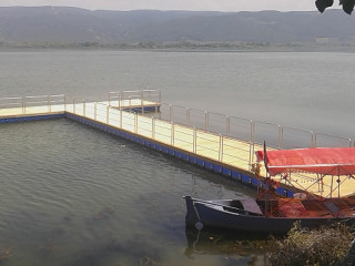 Pedana galleggiante per moto d'acqua