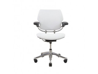 Revitalize Your Workspace with Refurbished Humanscale Chairs – Affordable Comfort and Style Await!