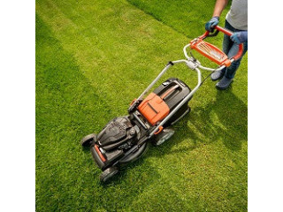 Lawn mowing services in Clyde TX