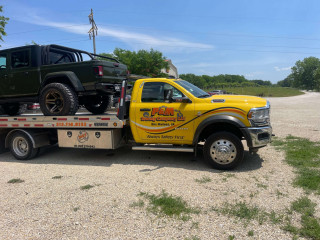 P&M Towing: Reliable Towing and Recovery When Your Vehicle Rolls Over in Des Moines, Iowa