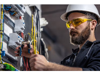 Hire Exceptional Electricians in Orange County
