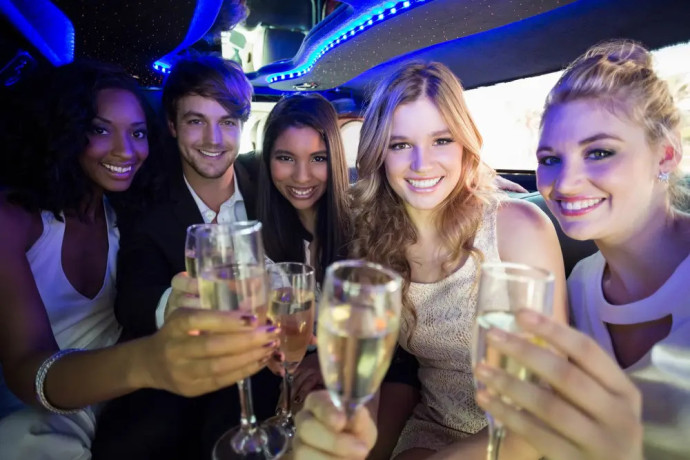 arrive-in-style-on-prom-night-with-ambassador-limo-tampa-big-0