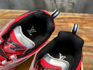 Louis Vuitton Runner Tatic Sneaker Replica