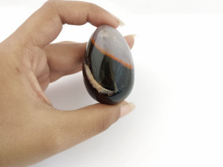 Black Agate Crystal Egg For Cleanse Aura