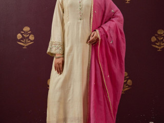 Graceful Beige: Chanderi Kurta with Embroidered Sleeves