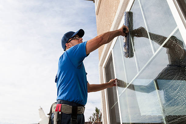 enjoy-sparkling-clean-windows-with-professional-window-cleaning-services-big-0